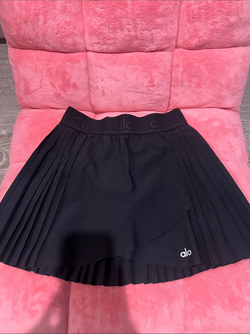 ALO Yoga Black Aces / Match Point Pleated Tennis Skirt - Size [XS]